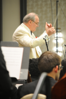 Conductor Andrzej Grabiec conducts Virtuosi of Houston with University of Houston musicians